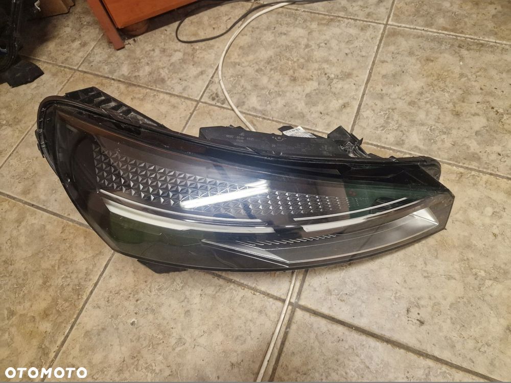 lampa przednia renault clio v 2024 260103507r 260600149r komplet - 5