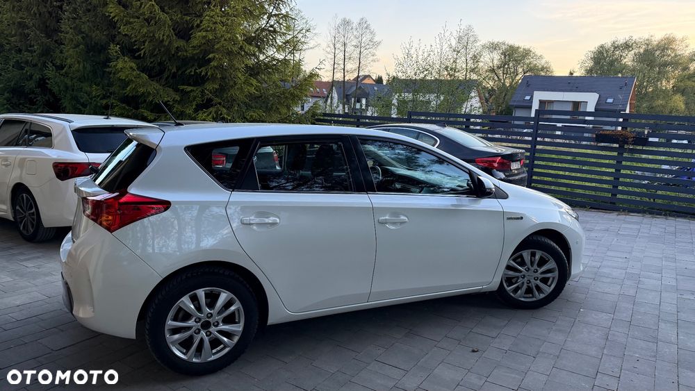 Toyota Auris 1.8 HSD Prestige - 14