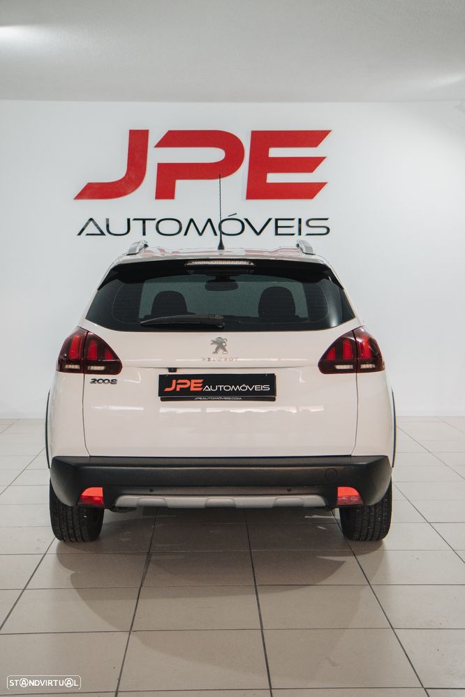 Peugeot 2008 1.6 BlueHDi Allure - 4