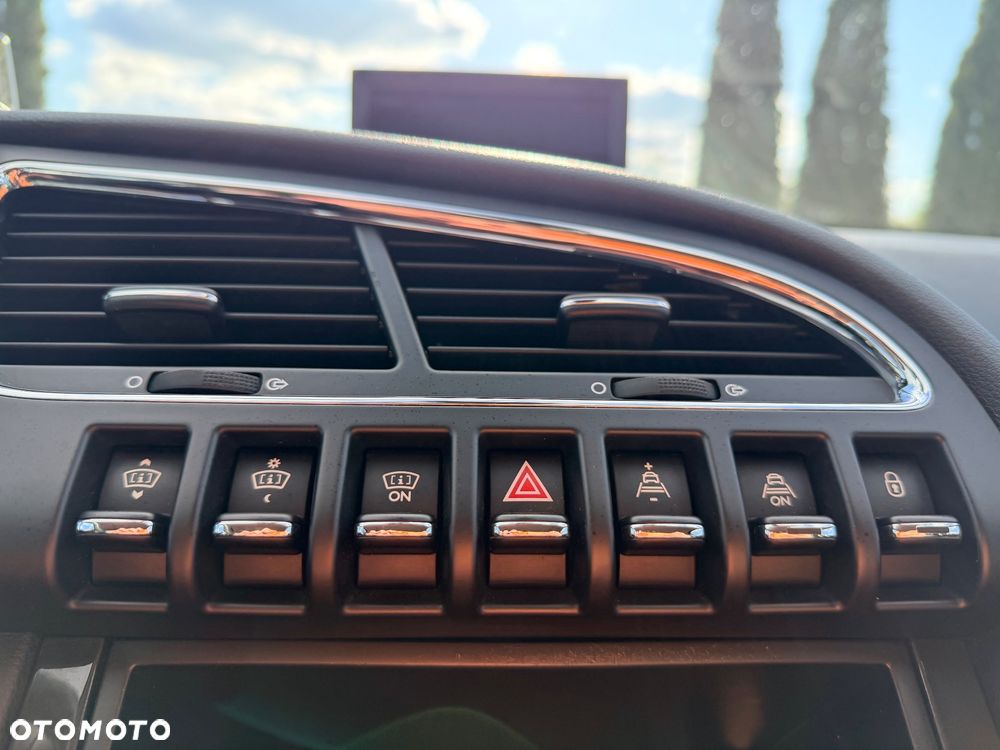 Peugeot 3008 1.6 THP Allure - 24