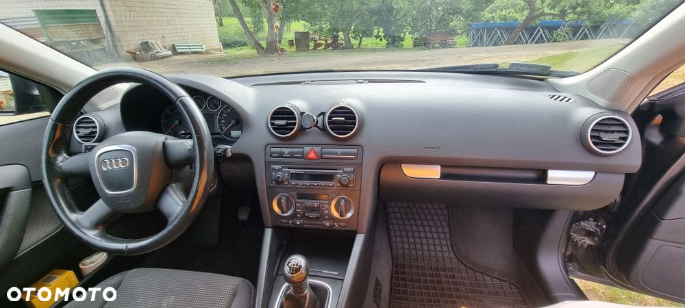 Audi A3 Sportback - 4