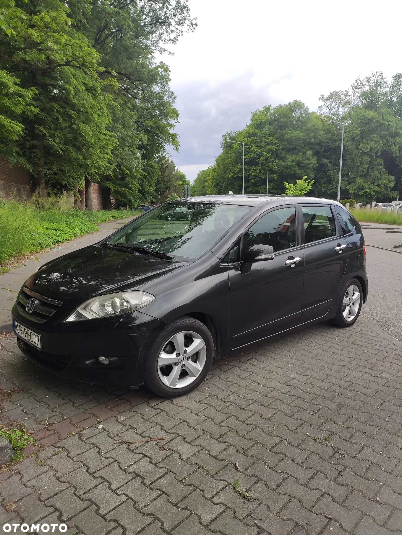 Honda FR-V - 2