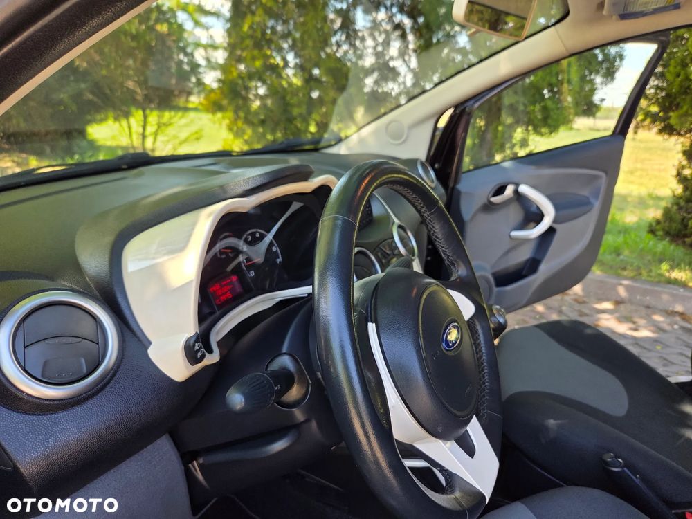 Ford KA 1.2 Ambiente - 32