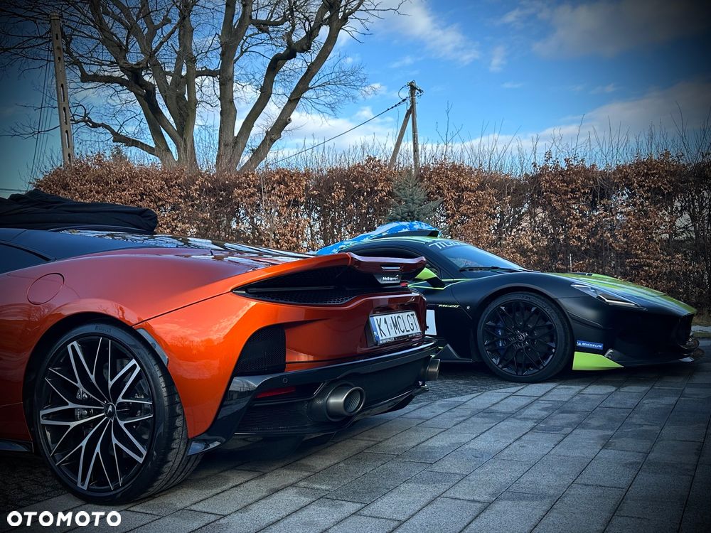 McLaren GT - 5