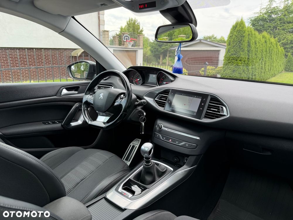 Peugeot 308 BlueHDi 120 Stop & Start Allure - 13