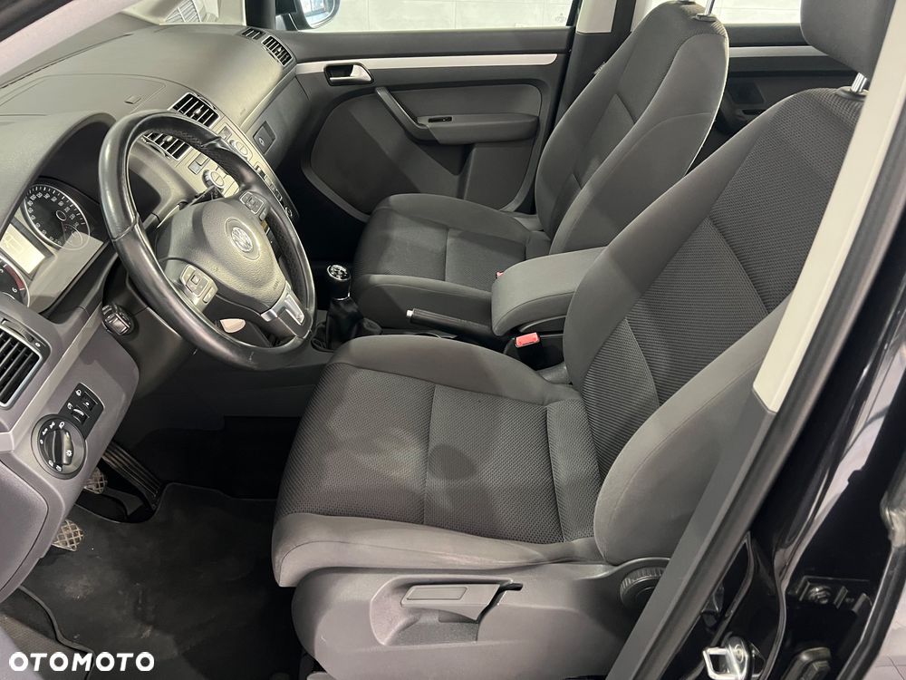 Volkswagen Touran 1.6 TDI DPF BlueMot Comfortline - 17