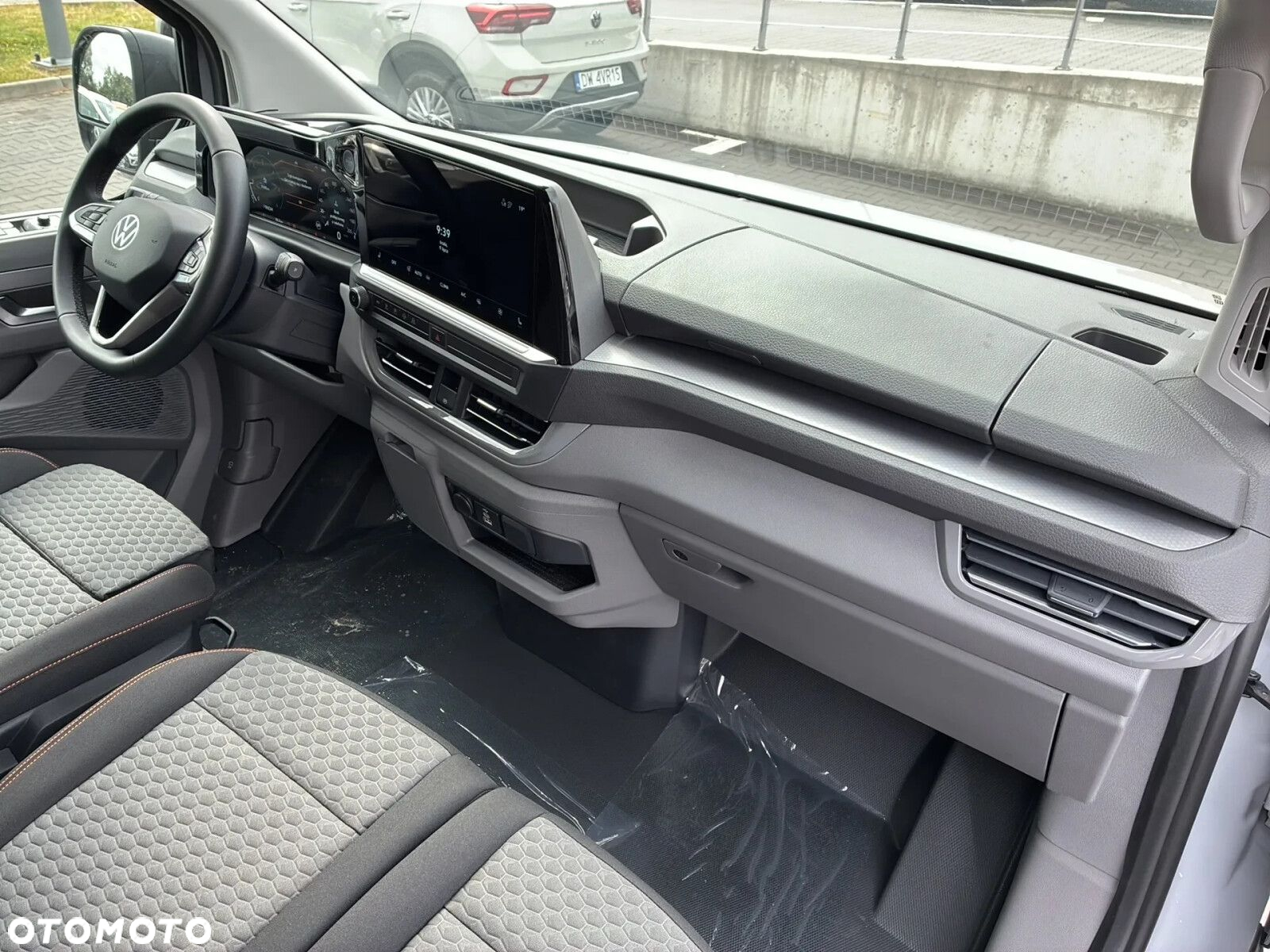 Volkswagen Transporter T7 PanAmericana/Furgon (L2) AUTOMAT, 2.0 TDI 150KM, r.o. 3500 mm - 16