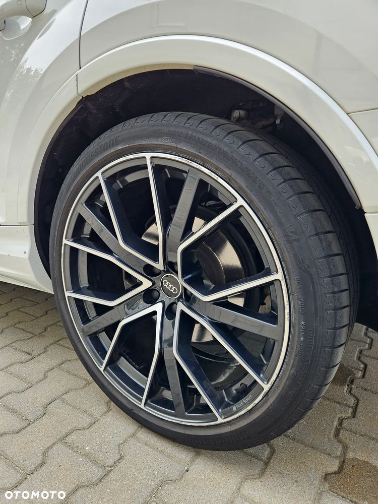 Audi Q7 - 13