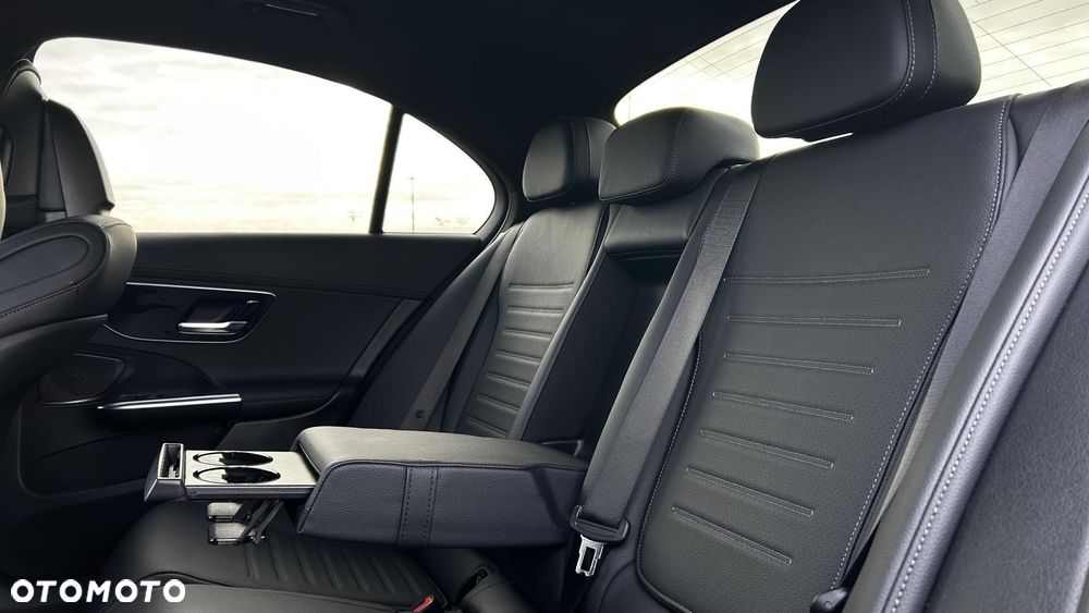 Mercedes-Benz Klasa C - 19