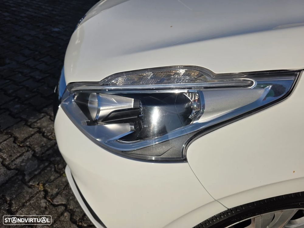 Peugeot 208 82 PureTech Style - 22