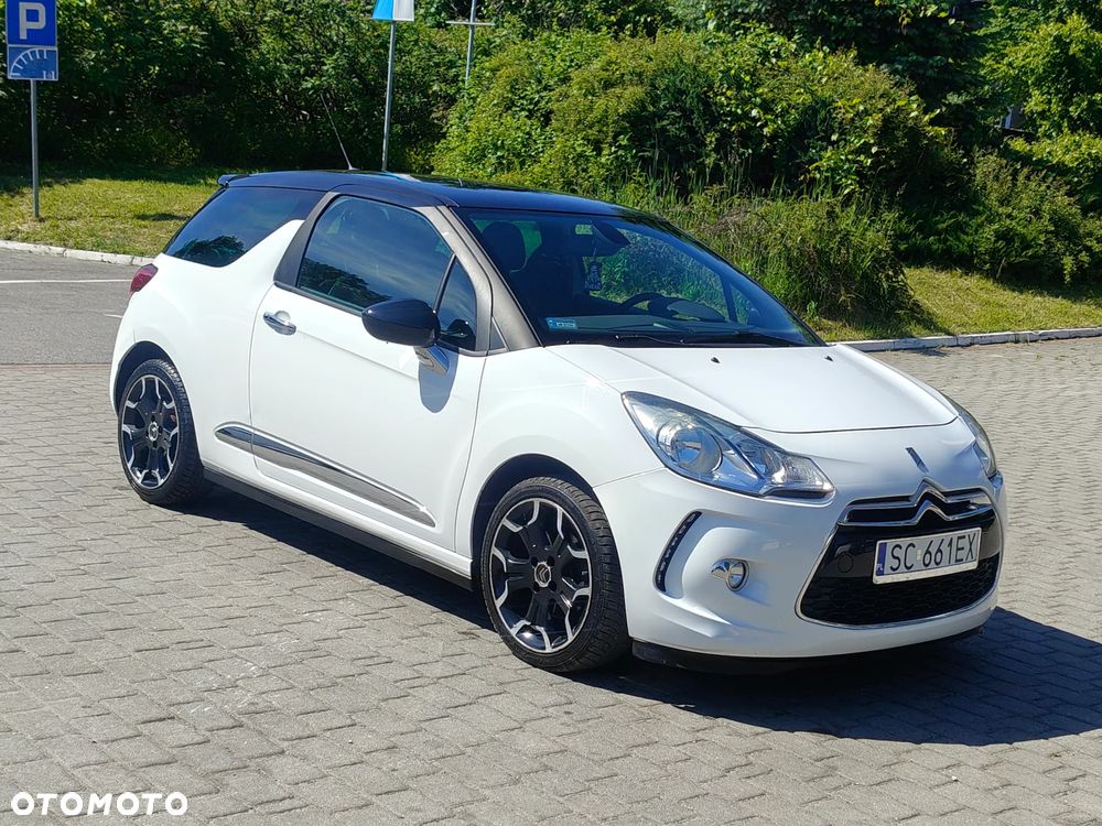 Citroën DS3 THP 155 Red Edition - 11