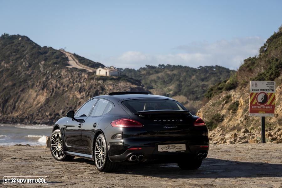 Porsche Panamera 4 Edition PDK - 2