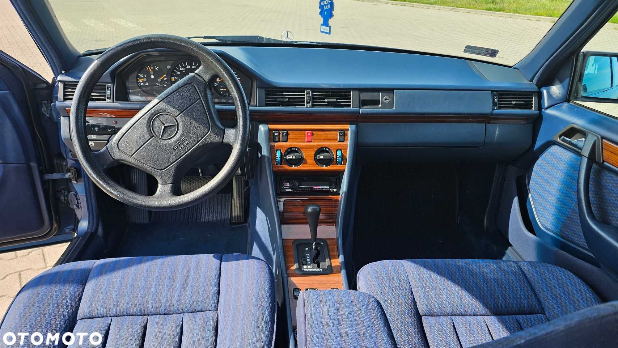 Mercedes-Benz W124 (1984-1993) - 15