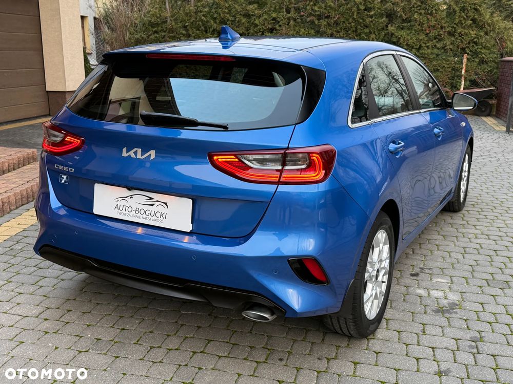 Kia Ceed 1.5 T-GDI M - 14