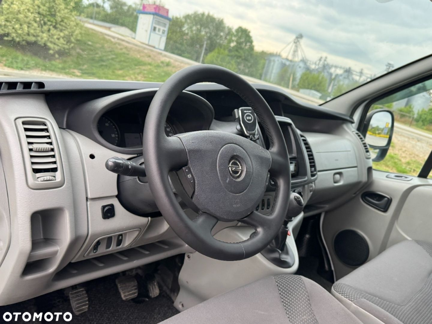 Renault Trafic - 32