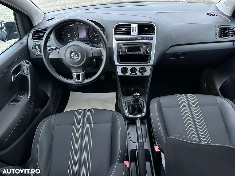 Volkswagen Polo 1.2 MATCH - 5