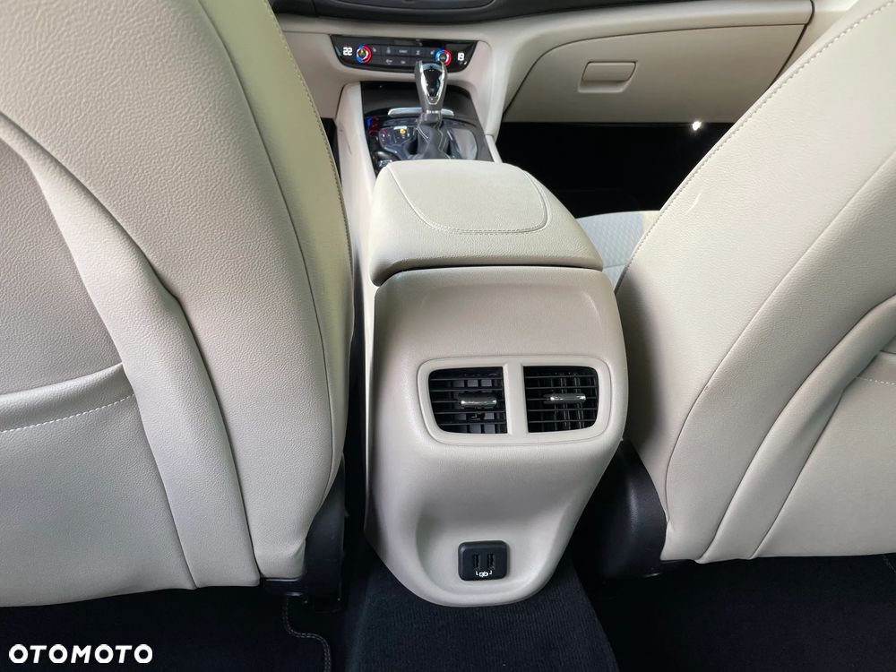 Opel Insignia 2.0 T 4x4 GSi S&S - 15