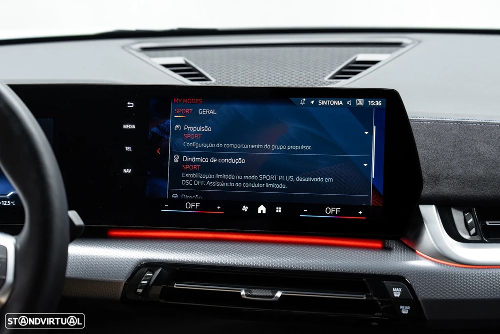 BMW iX2 eDrive20 Pack Desportivo M Pro - 36