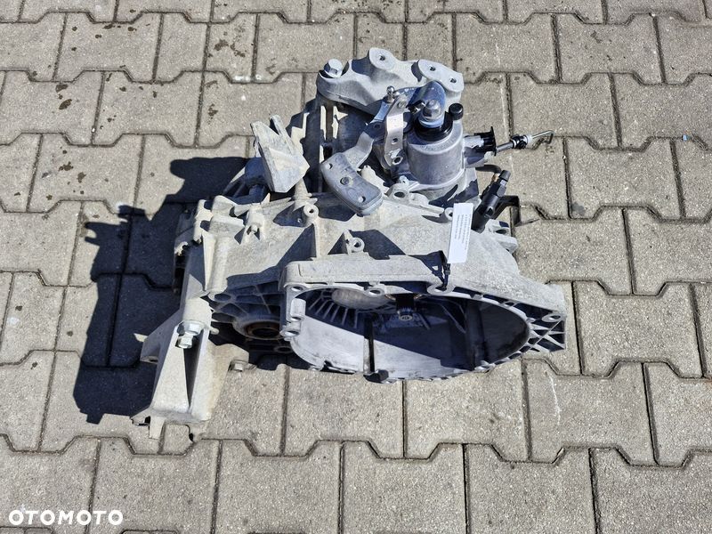 OPEL ZAFIRA C ASTRA J 2.0 CDTI SKRZYNIA BIEGÓW MANUAL 55564375 F40 - 3