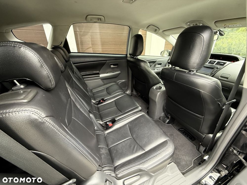Toyota Prius+ (Hybrid) Executive - 21