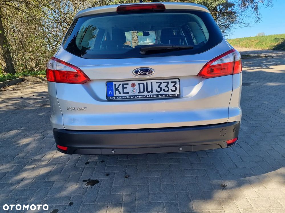 Ford Focus 1.6 TI-VCT Ambiente - 4