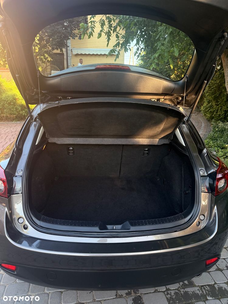 Mazda 3 1.5 Skygo - 12