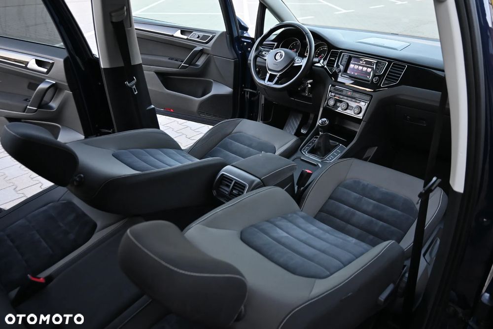 Volkswagen Golf Sportsvan 1.4 TSI (BlueMotion Technology) Highline - 31