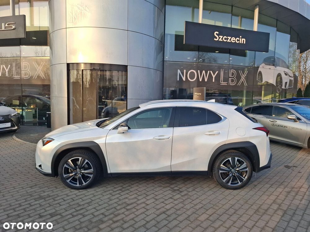 Lexus UX - 2
