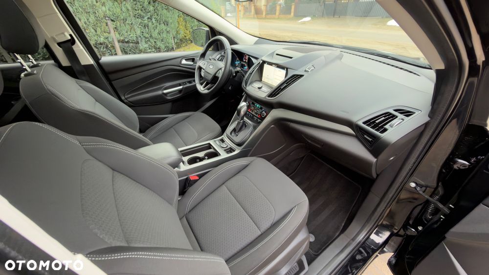 Ford Kuga 1.5 EcoBoost 4x4 Titanium - 19