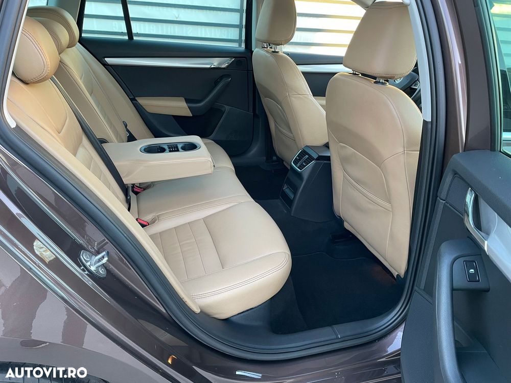 Skoda Octavia 1.6 TDI DSG Ambition - 11