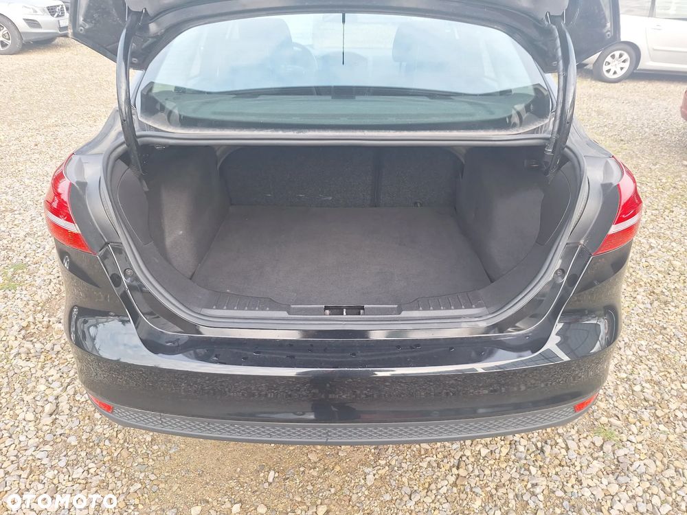 Ford Focus - 19