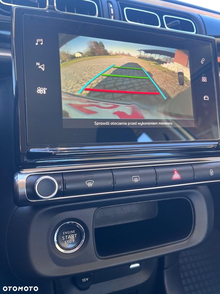 Citroën C3 1.2 PureTech Shine EAT6 - 17