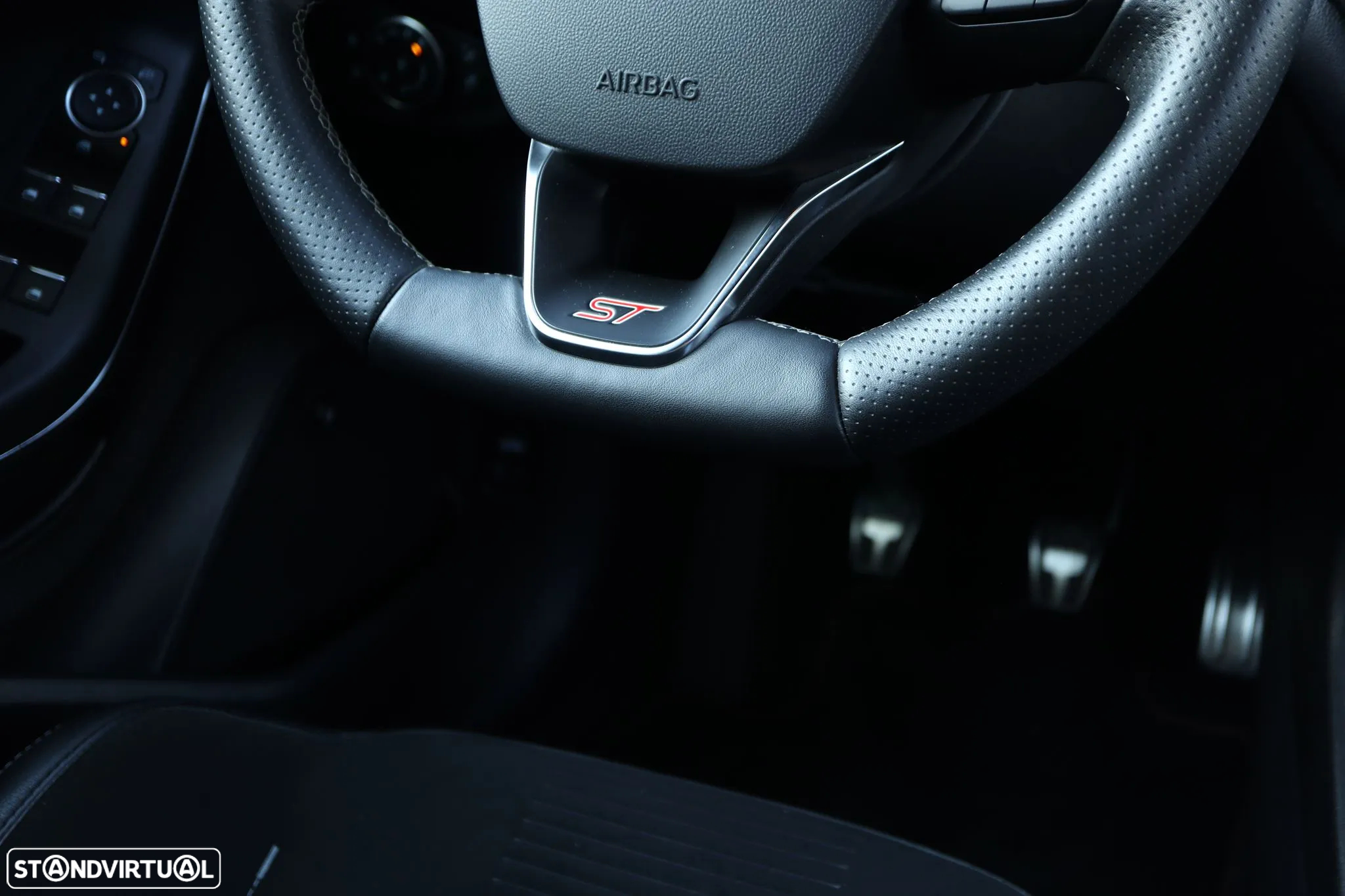 Ford Fiesta 1.5 EcoBoost S&S ST X - 18