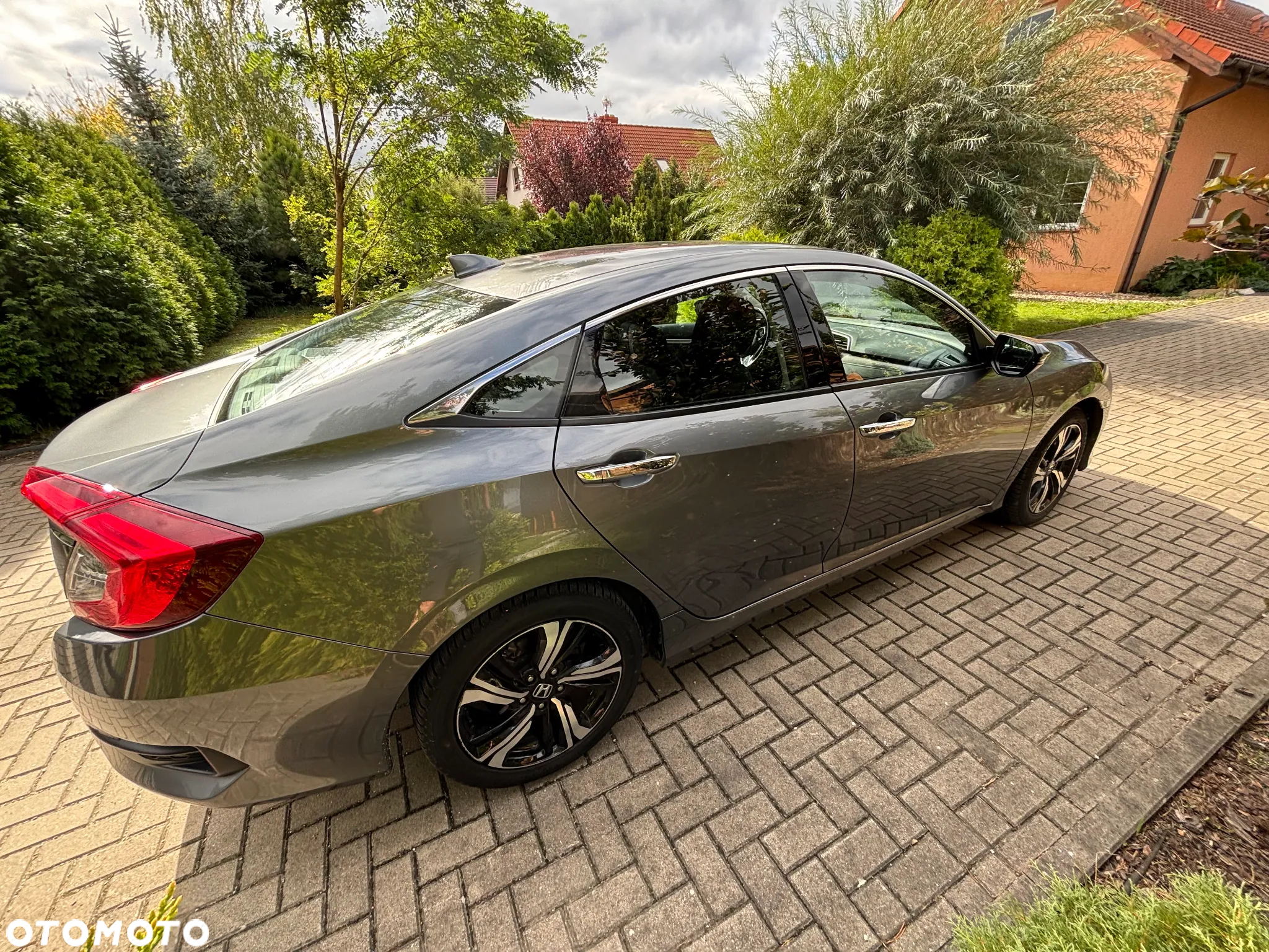 Honda Civic 1.5 T Elegance - 12