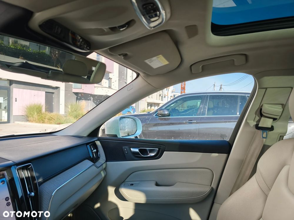 Volvo XC 60 T5 AWD Inscription - 16