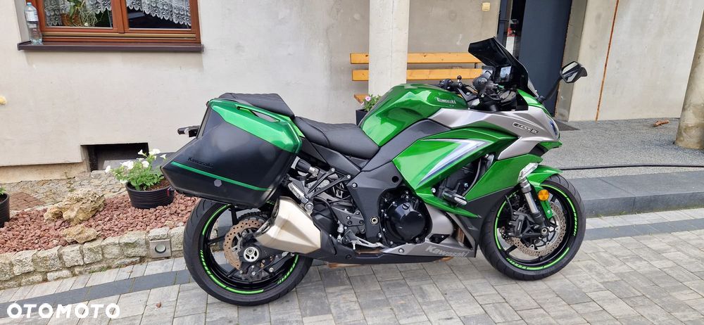 Kawasaki Ninja 1000 SX - 4