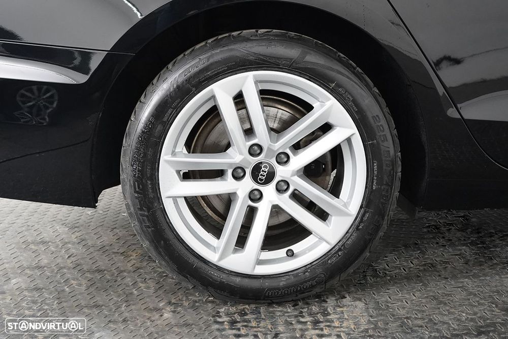 Audi A4 Avant 30 TDI S tronic - 5