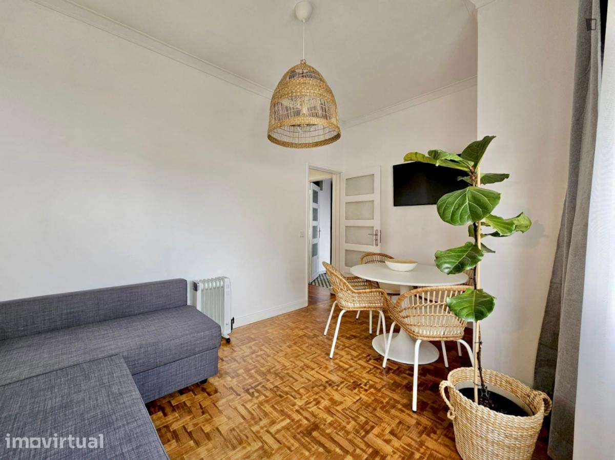 Apartamento com 2 quartos - localizado em Cedofeita Porto - Grande imagem: 2/15