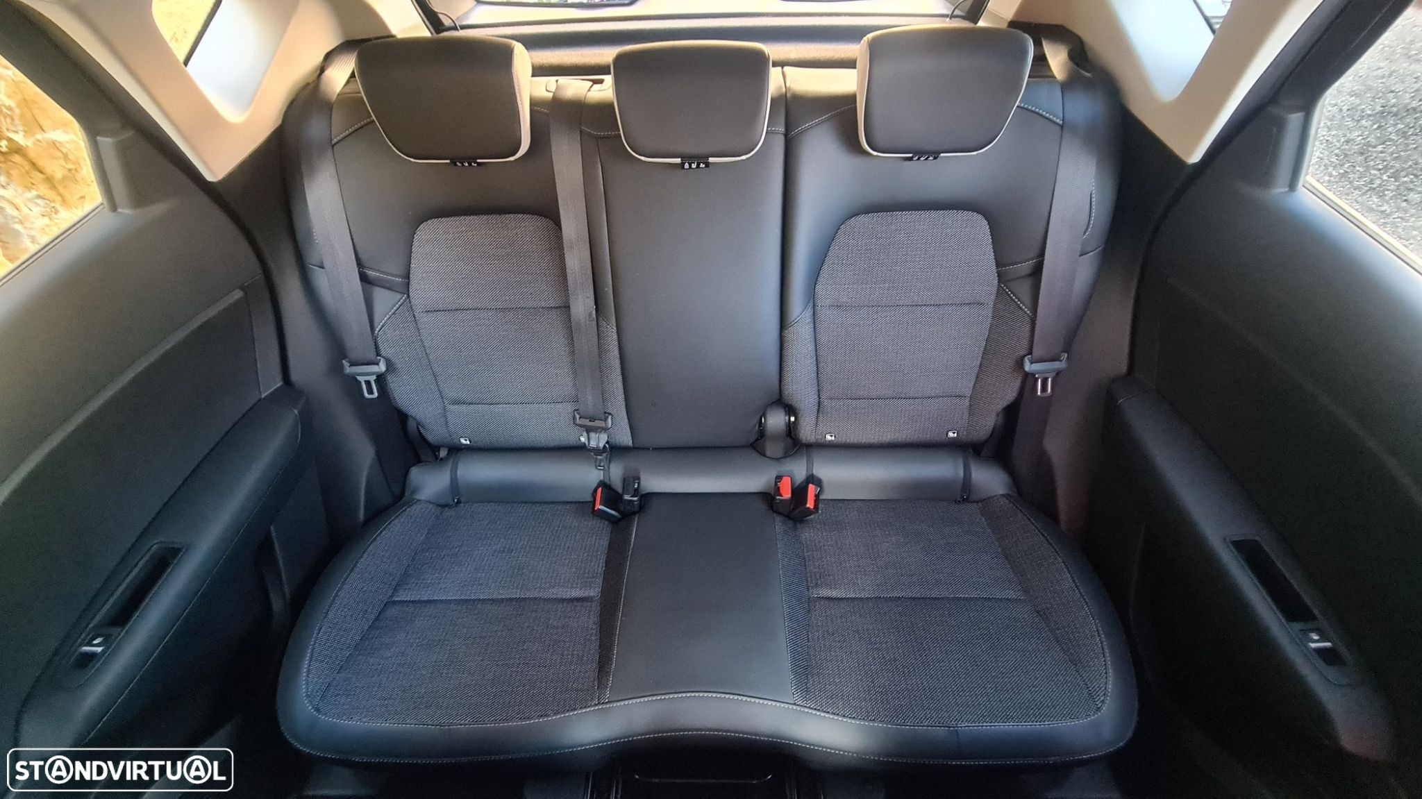 Renault Captur 1.6 E-Tech Plug-In Intens - 46