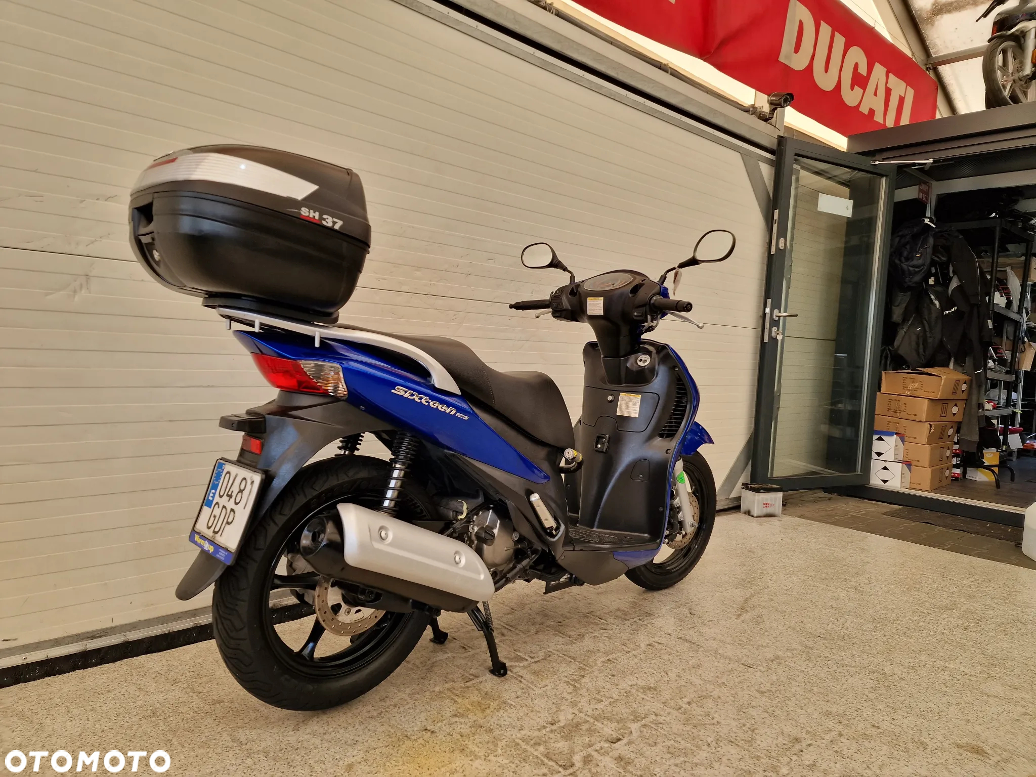 Suzuki Inny - 20
