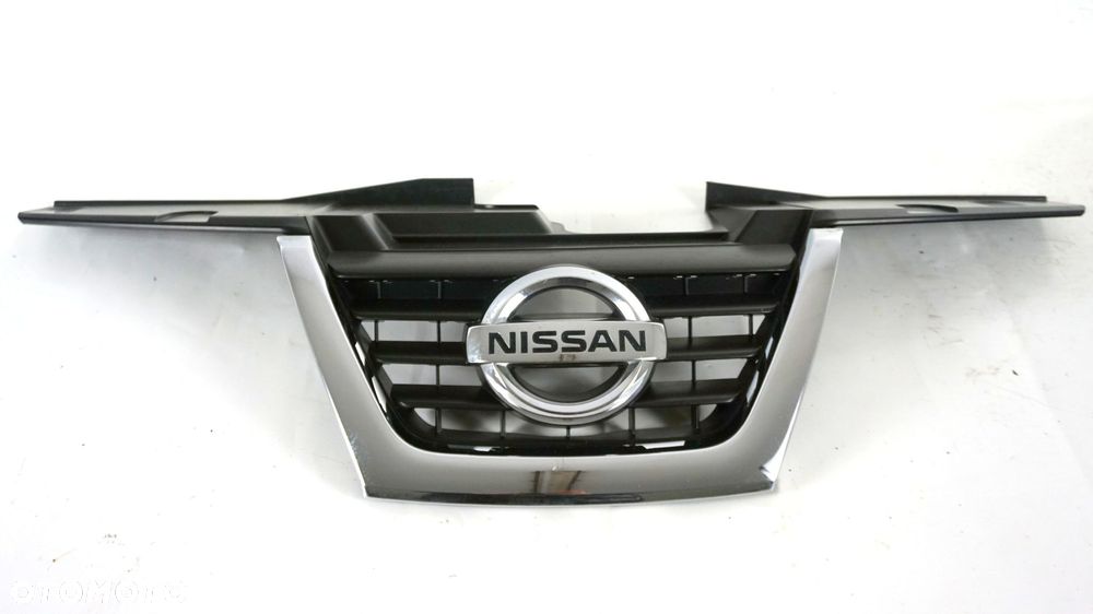 ATRAPA PRZÓD GRILL GRIL CHROM ZNACZEK NISSAN JUKE I F15 10-14 62070-1KA6A - 2