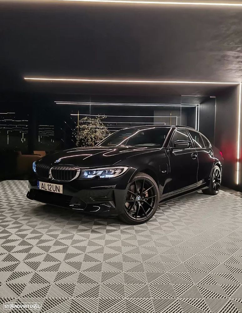 BMW 320 e Line Sport Auto - 3