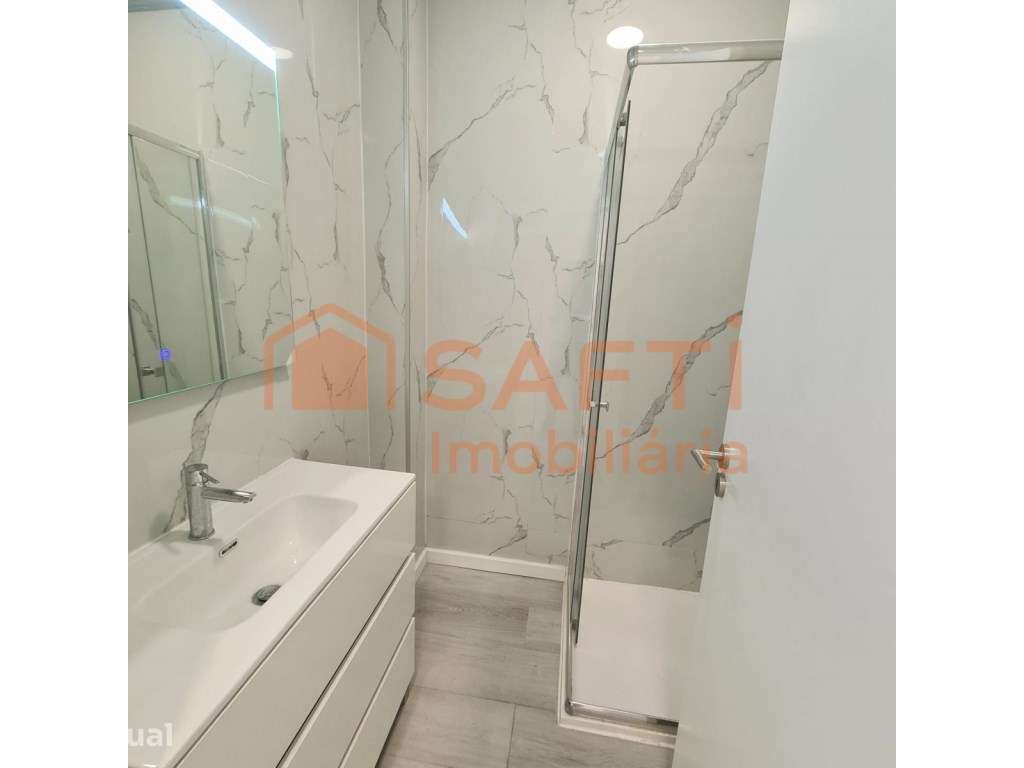 Apartamento T1 com varanda remodelado, na Amadora - Grande imagem: 4/7