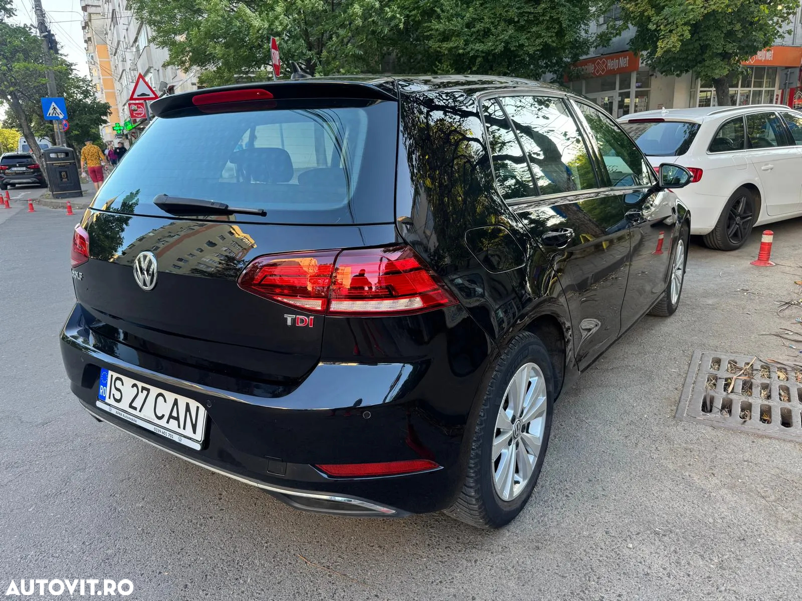 Volkswagen Golf - 3