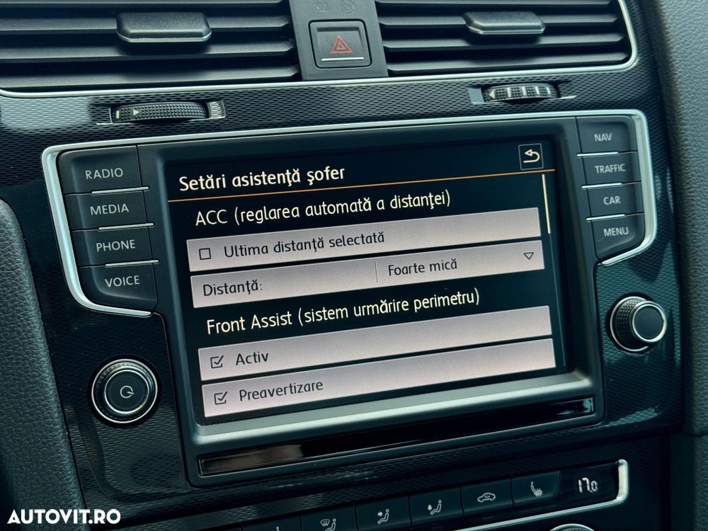 Volkswagen Golf - 15