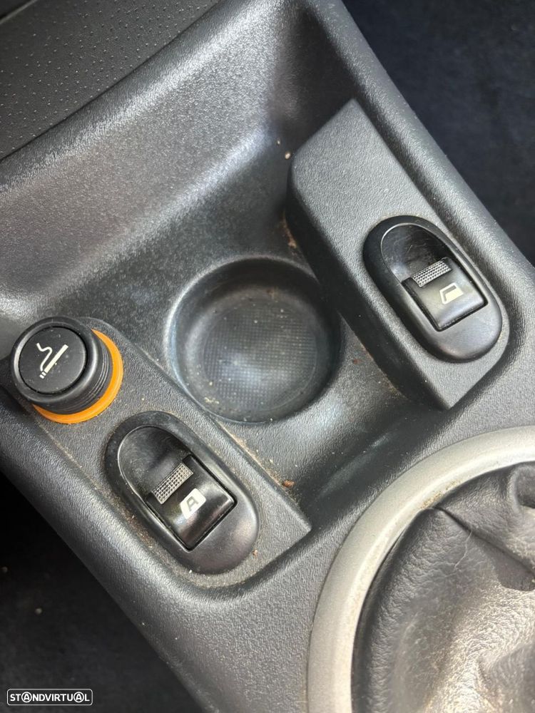 Citroën C2 1.4 HDi VTR - 18