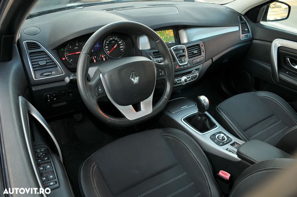 Renault Laguna ENERGY dCi 130 FAP Start & Stop Bose Edition - 7