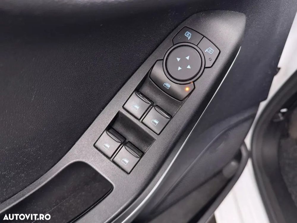 Ford Fiesta 1.0 EcoBoost Titanium - 10