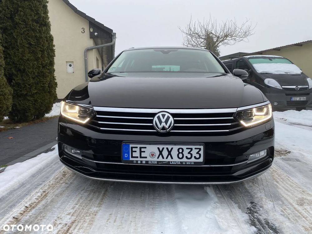 Volkswagen Passat 2.0 TDI DSG (BlueMotion Technology) Highline - 1