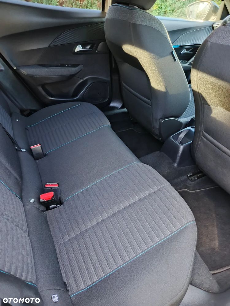 Peugeot 2008 PureTech 100 Style S&S BVM6 - 13